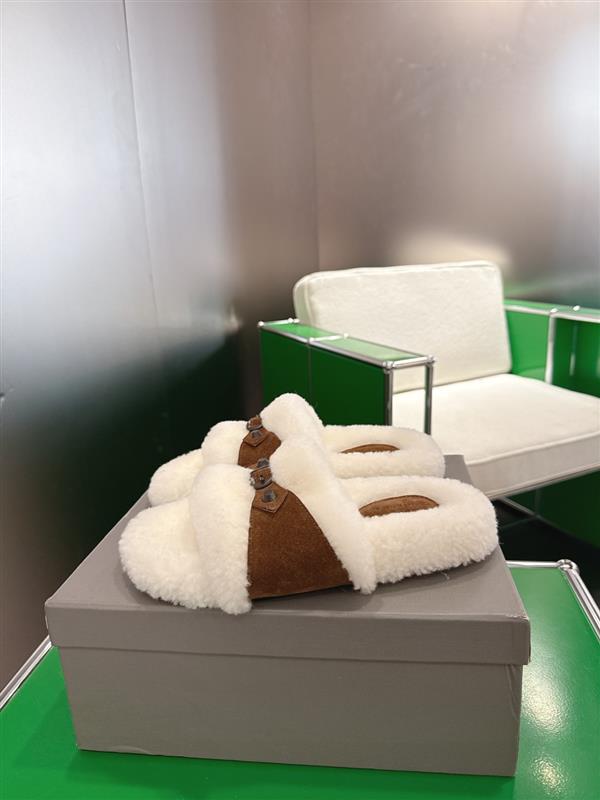 2025112818446710 250